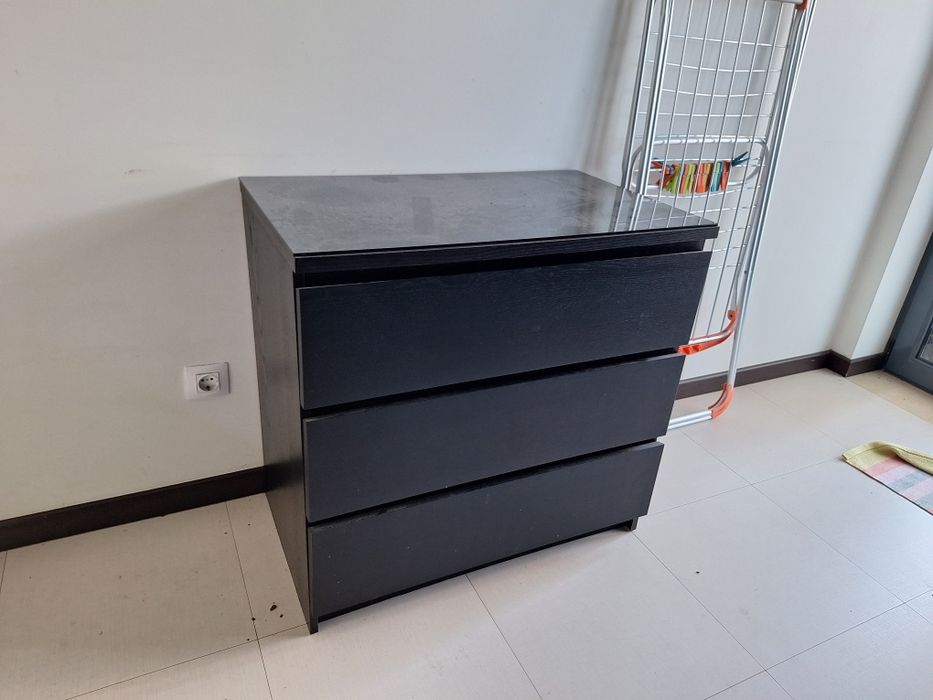 Móvel aparador c/3 gavetas, topo em vidro