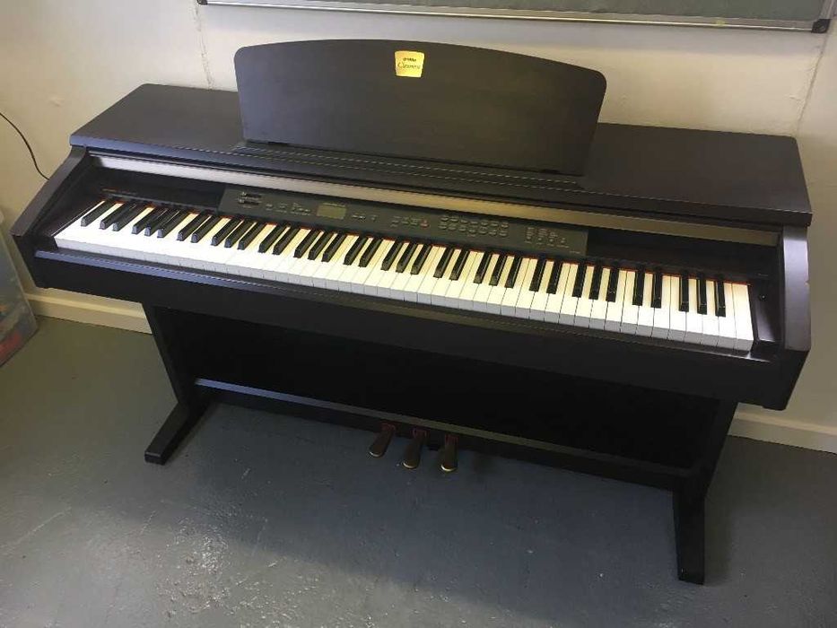 Pianino Yamaha CLP 120