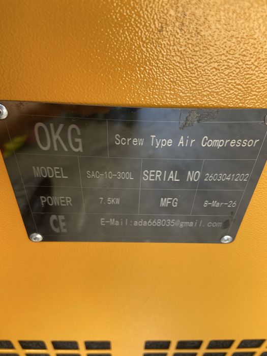 Compressor de Parafuso OKG SAC-10 com depósito de 300L 10 HP - Novo