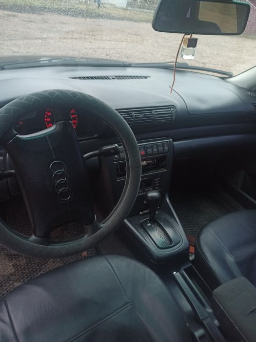 Продам ауді А4  ...