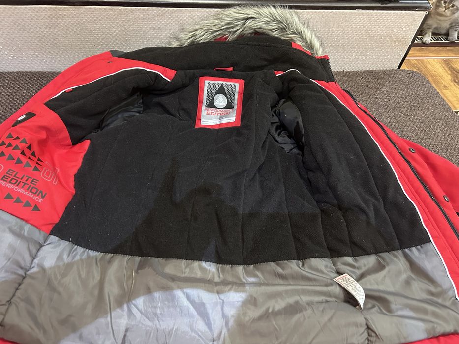 Продам  парку next єврозима