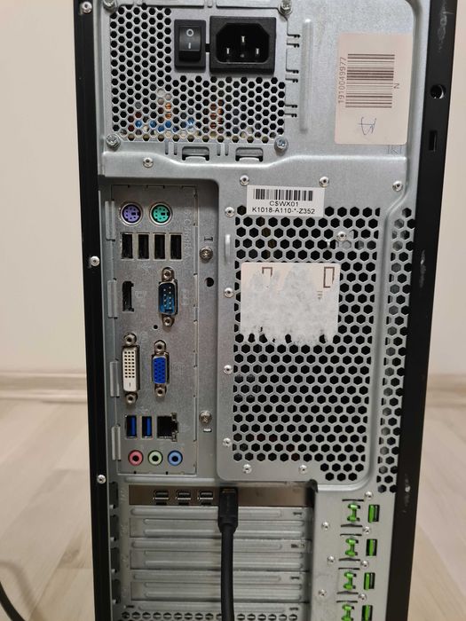 Komputer stacjonarny Dell Fujitsu i5, NVIDIA Quadro, SSD