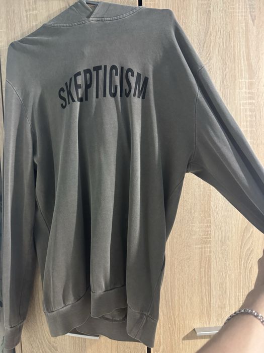худи skepticism H&M