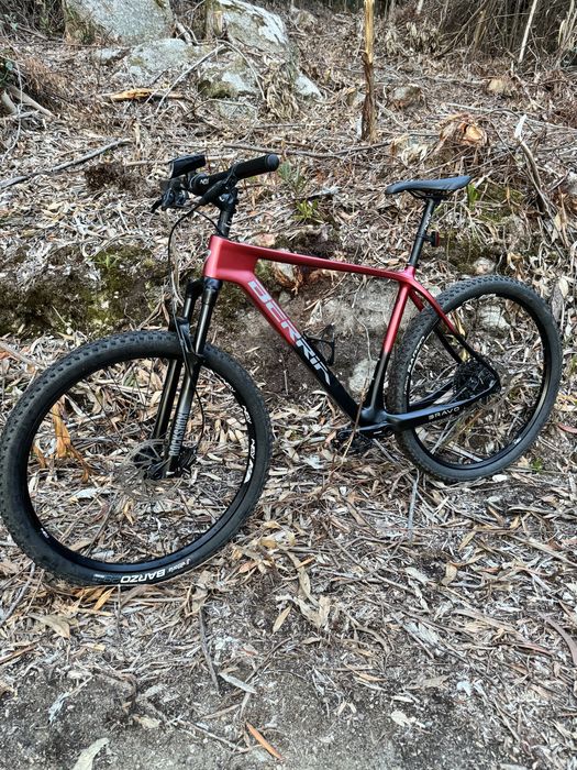 Bicicleta Berria Bravo Sport 29” (Carbono)