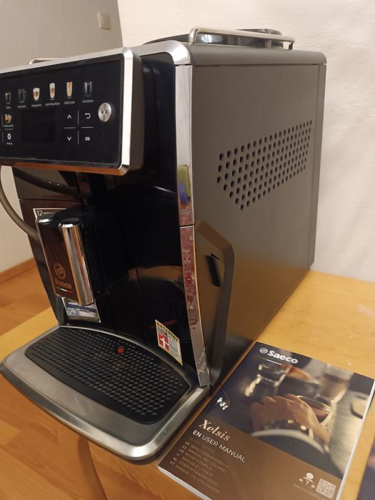 Кавоварка Saeco Xelsis sm 7580