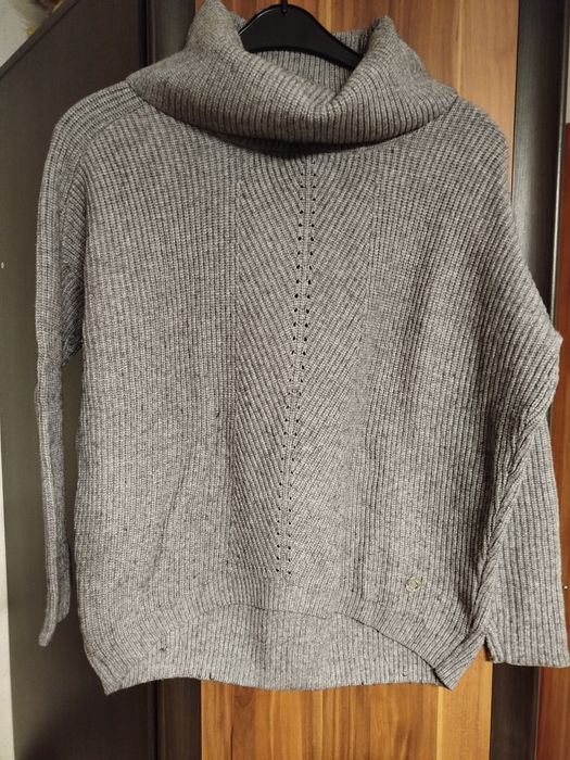 Golfik damski oversize Reserved rozmiar S stan bardzo dobry