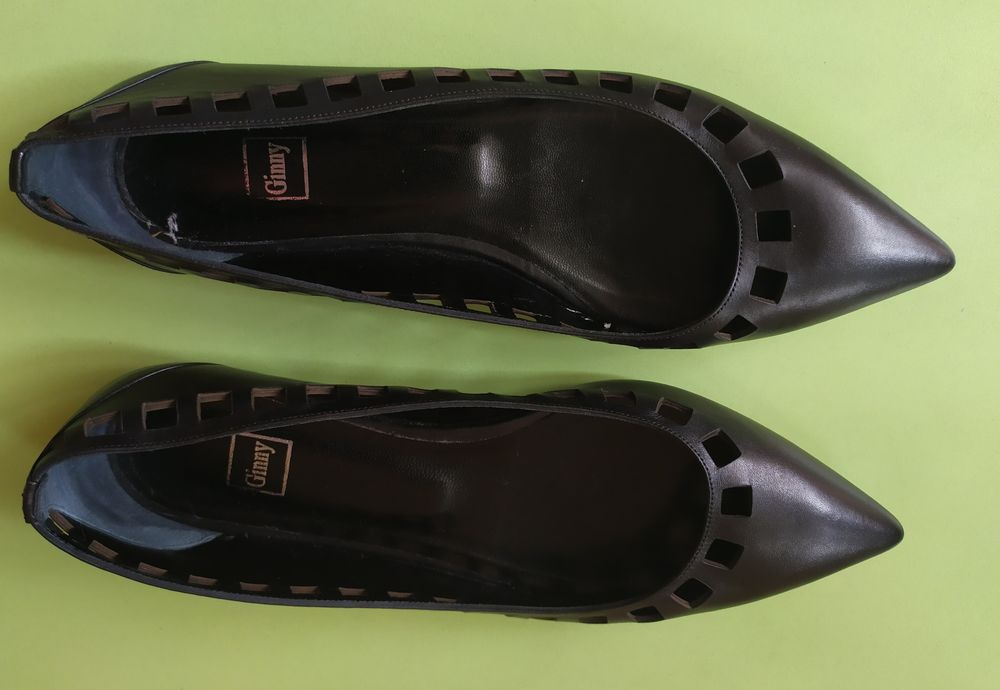 Балетки, туфли черные, зауженные 39-40