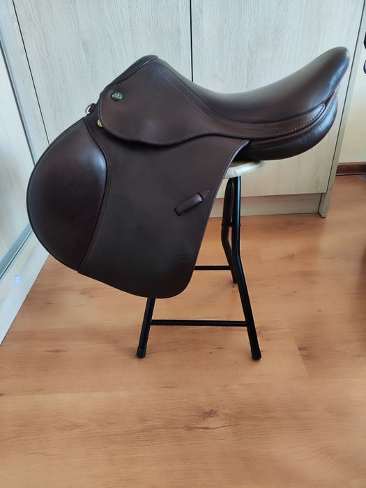 Siodło skokowe Prestige Advanced 15" pony