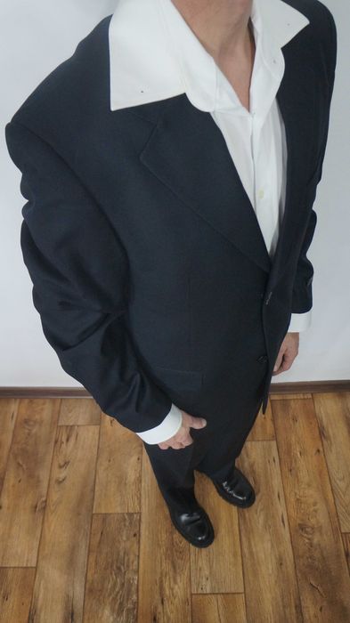 Luksusowy Garnitur Giorgio Armani 100% Wełna Granat Rozmiar 50