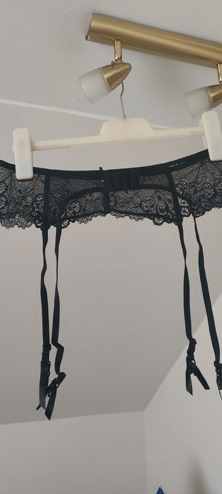 Pas do pończoch rozm M