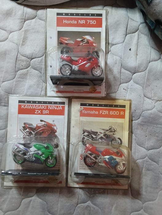 Miniaturas de motociclos