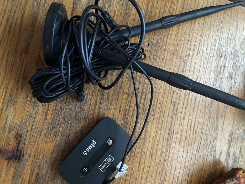 Wi-Fi роутер Huawei E5373