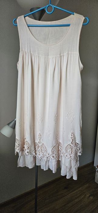 Sprzedam sukienke rozmiar universalny