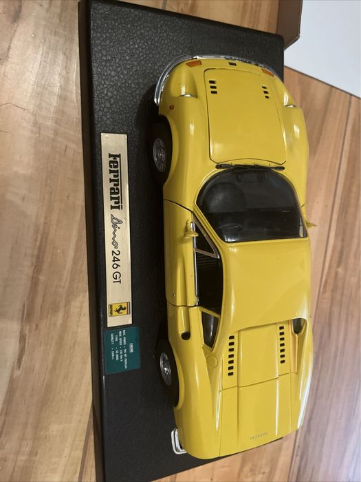 Ministura Ferrari Dino 246 GT