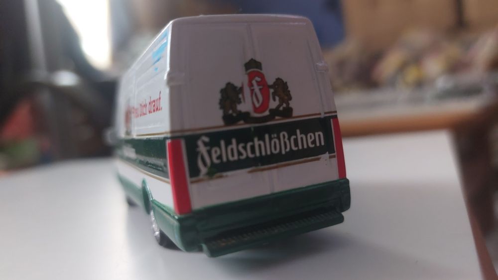 модель фургона Iveco Daily