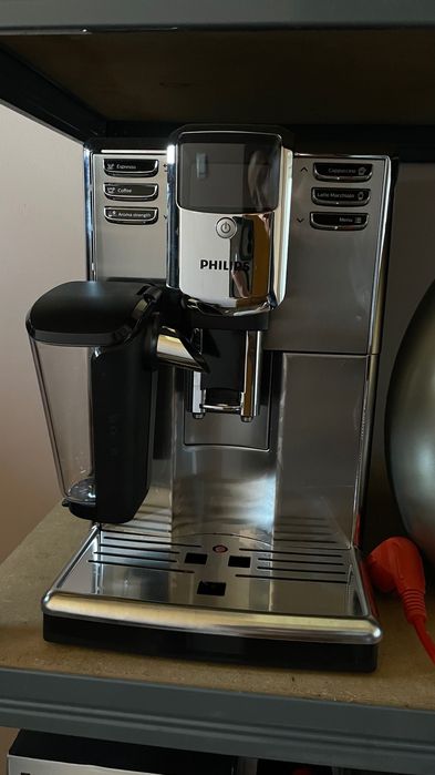 Кавомашина, кавоварка