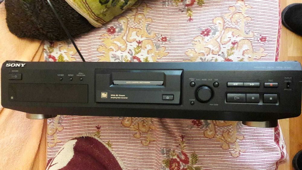 мини дисковая дека Sony-MDS 440\330 с пультом\наработка 181час!