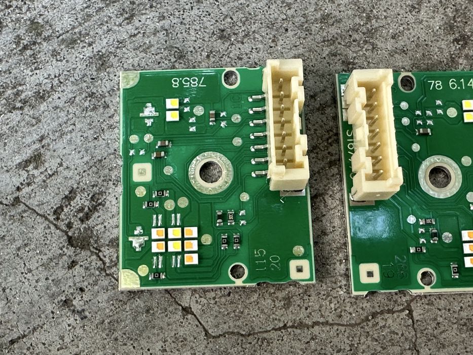 Светодиодная плата ДХО для фар Mercedes GLE W167 EU 2020-2022