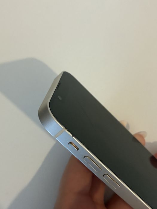 Iphone 13 mini 128GB + 4 capas BURGA