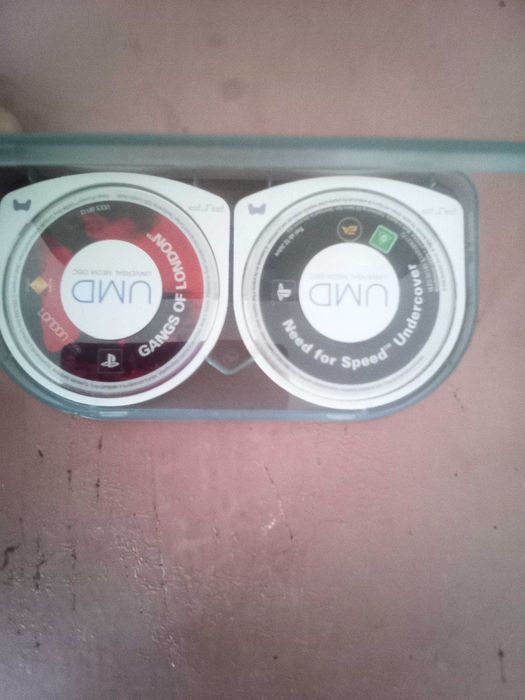 Срочно продам 7 UMD дисков на PSP