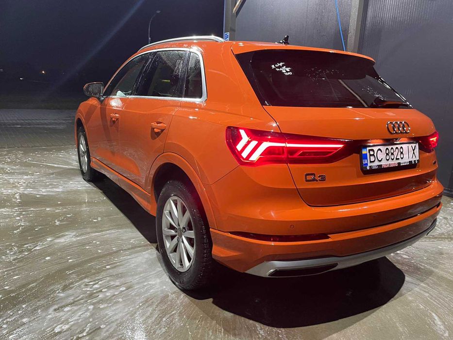 Ліхтарі Audi Q3 F3 2019-2021 USA Фари Оптика Ауді Ку3 Стопи задні