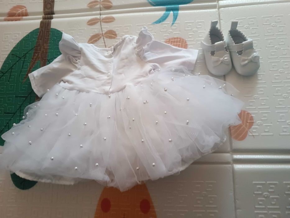 Sprzedam zestaw dla dziewczynki do chrztu