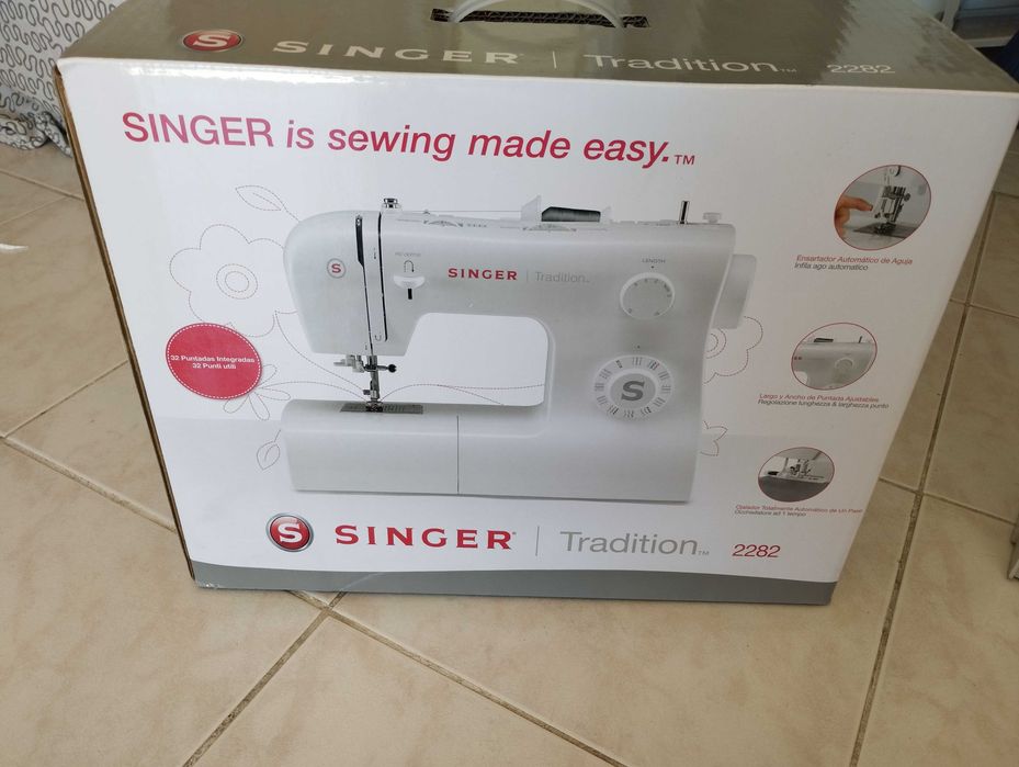 Máquina de costura Singer 2282