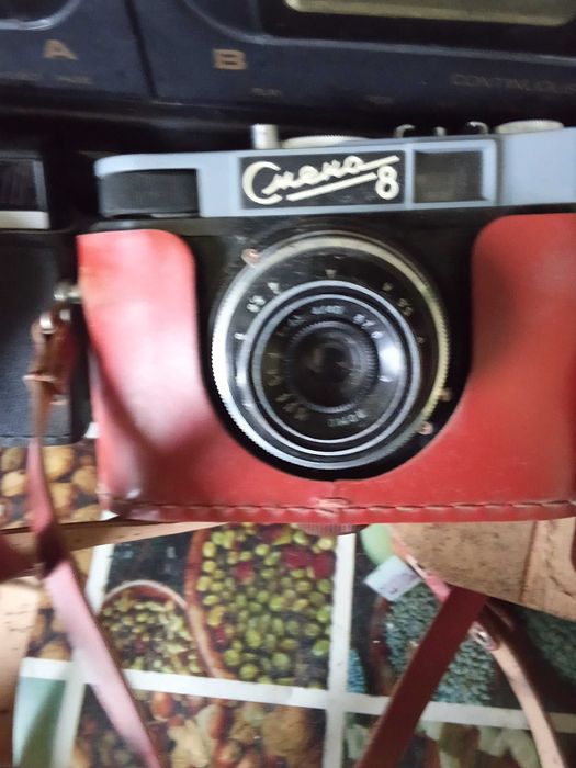 Фотоаппарати Смена 8 и  Смена 8М (плівка)
