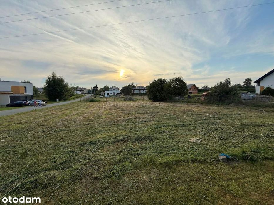 Działka 1038 m² - Las - gotowe przyłącze prądu!