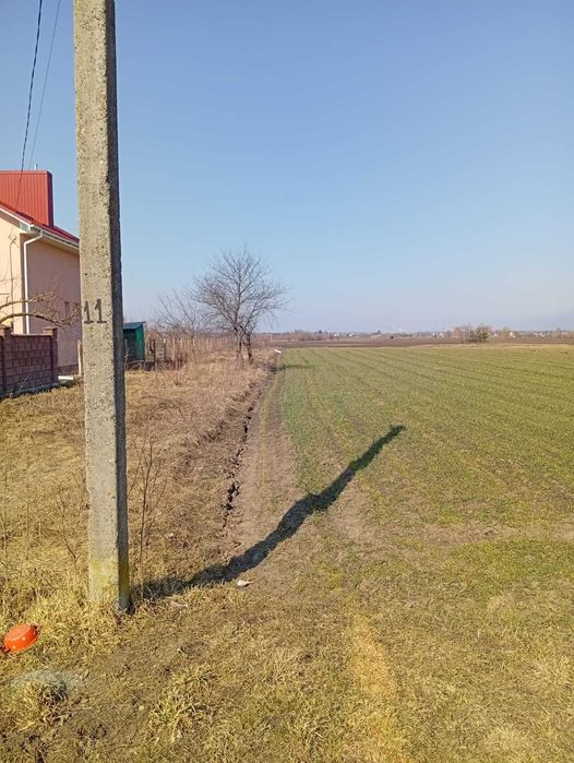 Продам ділянку під будівництво с.Нова Ураїнка