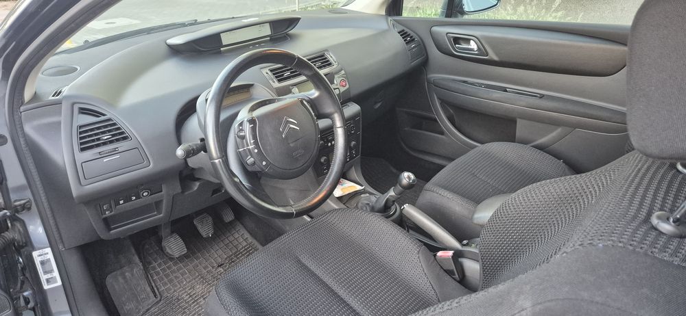 Samochód Citroen C4