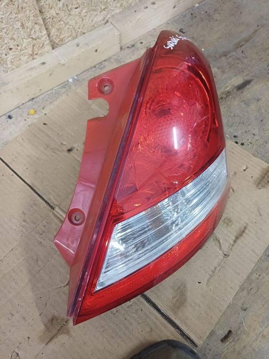 Lampa tył suzuki swift