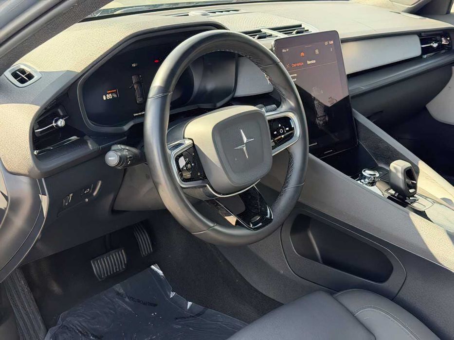 Polestar 2      2021