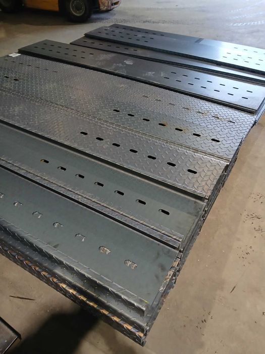 Blacha stalowa ryflowana 3mm - panel do zabudowy auto- lawety .