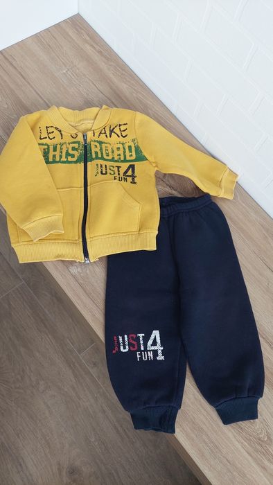 Спортивный костюм для мальчика на 1-2 года