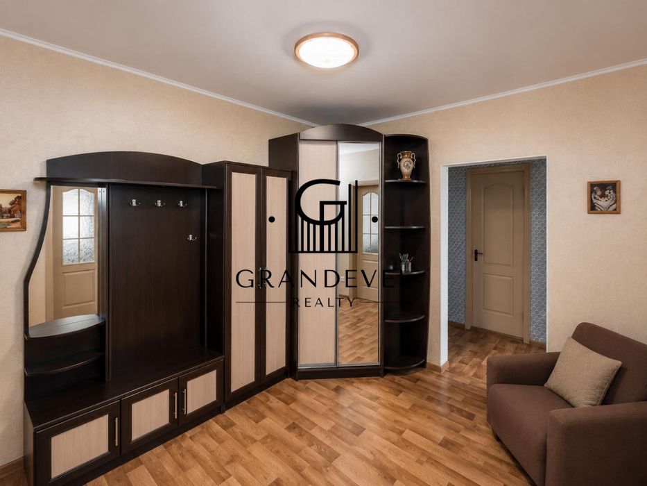 Продаж 3к квартири Максимовича 9А, Голосієвський р-н, Васильківська