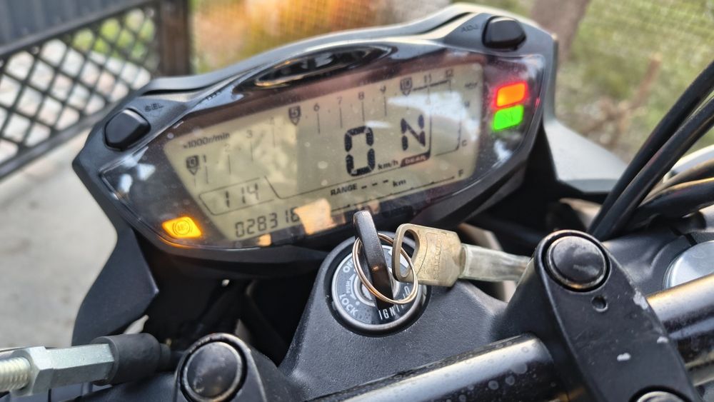 Мотоцикл Suzuki sv650 2016 розмитнений з Японії