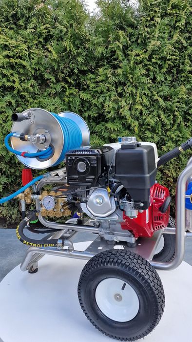 Myjka ciśnieniowa spalinowa ROMI 300 SP/H