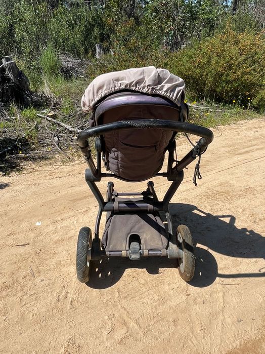 Carrinho de bebé Joolz com pneus sobressalentes