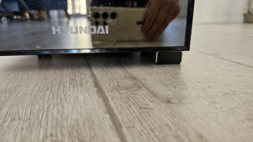 Холодильник для зберігання вина Huydai