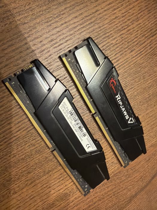 G.skill RipJaws V 4000mhz DDR4 cl18 32gb