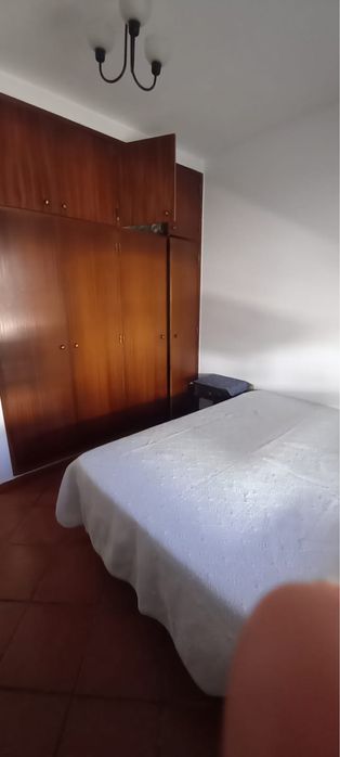 Quarto em Montes de Alvor