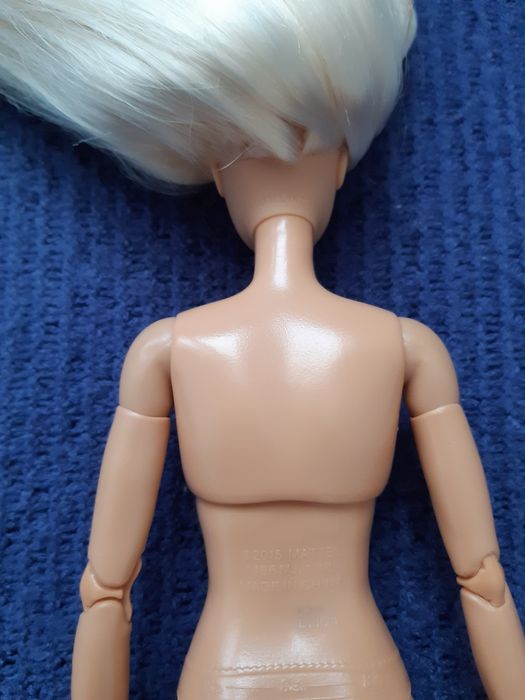 Lalka Barbie made to move hybryda