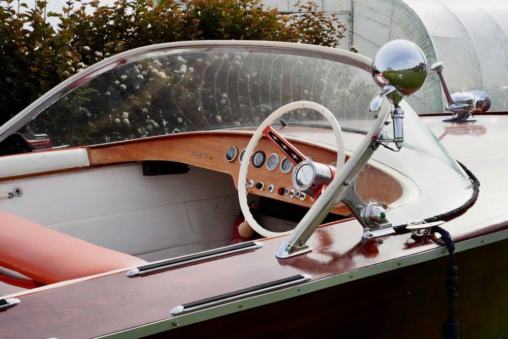 Klasyczna łódź motorowa Colombo Super Indios "Dolce Vita" (1961)