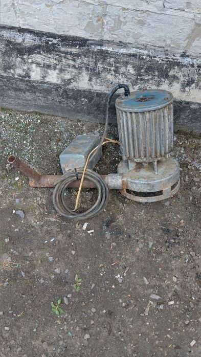 Насос водяной  БЦ-1.1-18-У1.1