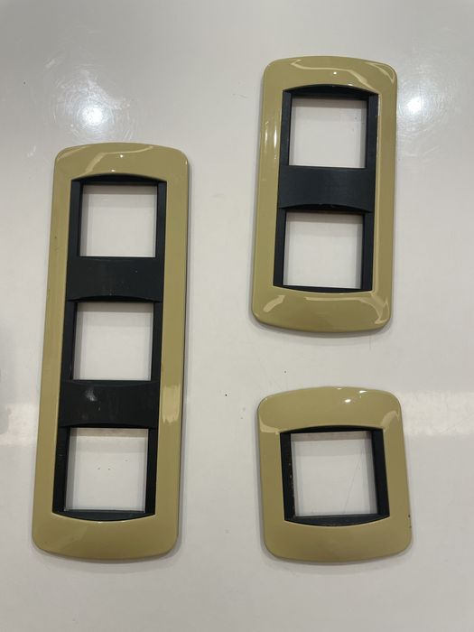 Tomadas,  interruptores de luz e estores  mais de 80 etc legrand alta qualidade