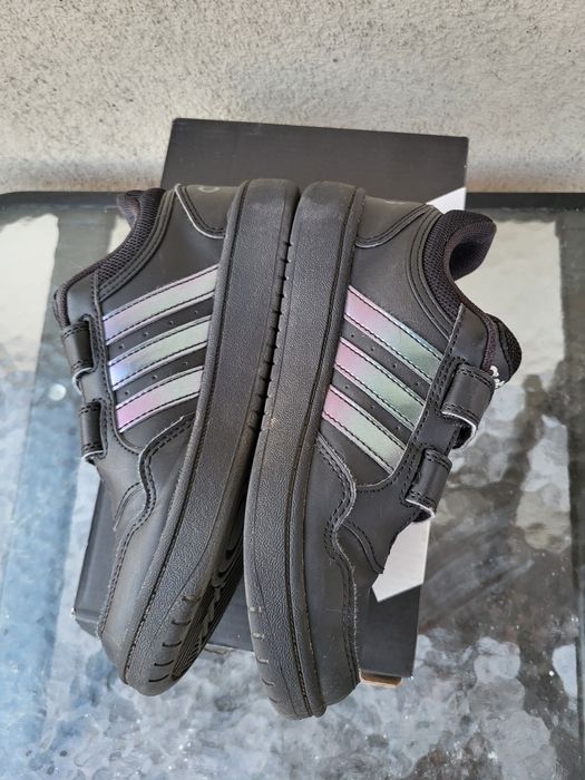 Adidas Hoops dziewczynka chłopiec unisex rozm  32 holo