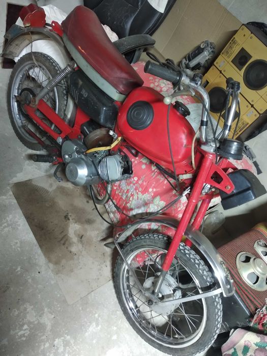 Мопед Карпати продам по запчастинам