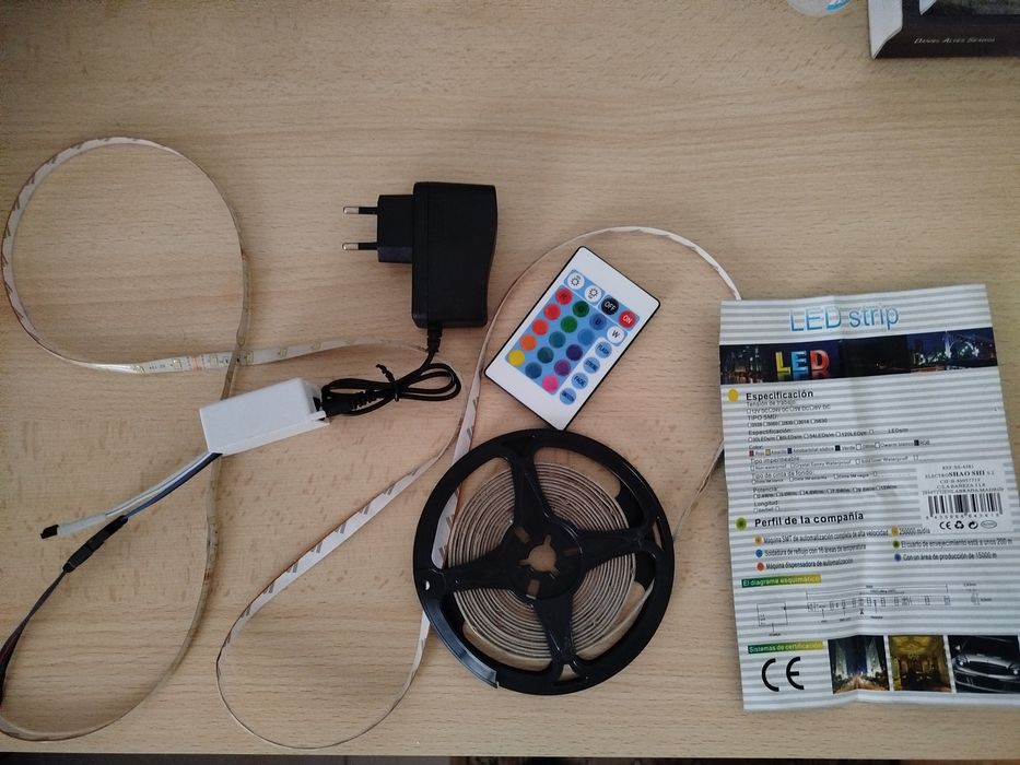 Fita LED Strip 6m c/ Controlo Remoto