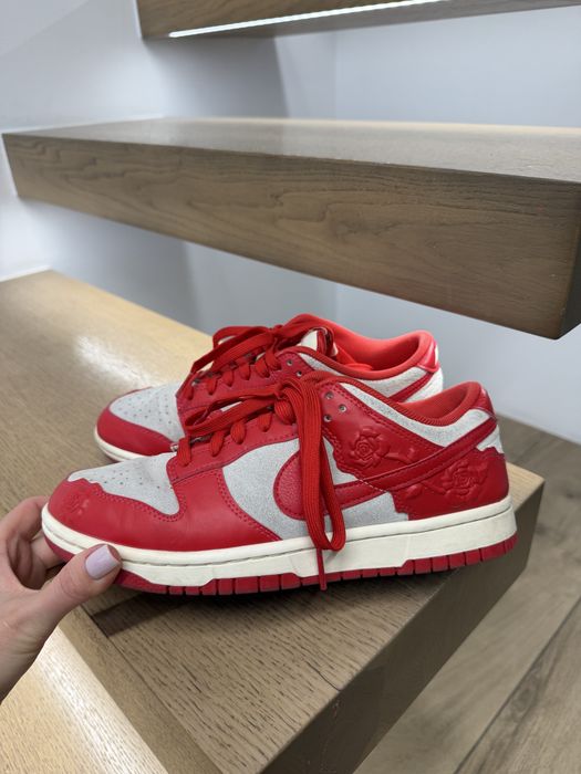 Nike SB Dunk Low Red Rose ОРИГІНАЛ